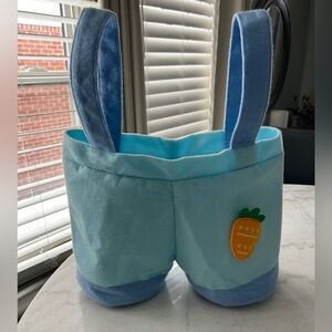 Light Blue Felt Easter Basket shorts